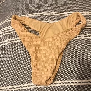 Beige San Lorenzo V Brazilian bottom